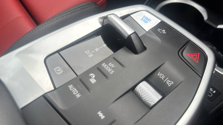 BMW iX1 230kW xDrive30 xLine 65kWh 5dr Auto Electric Estate